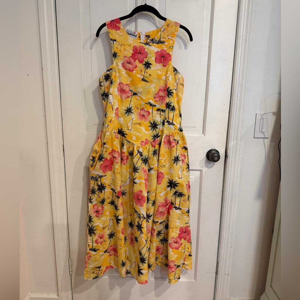 Vintage 90s Yellow Floral Midi Sun Dress w Pink Hibiscus Accents. Hawaiian